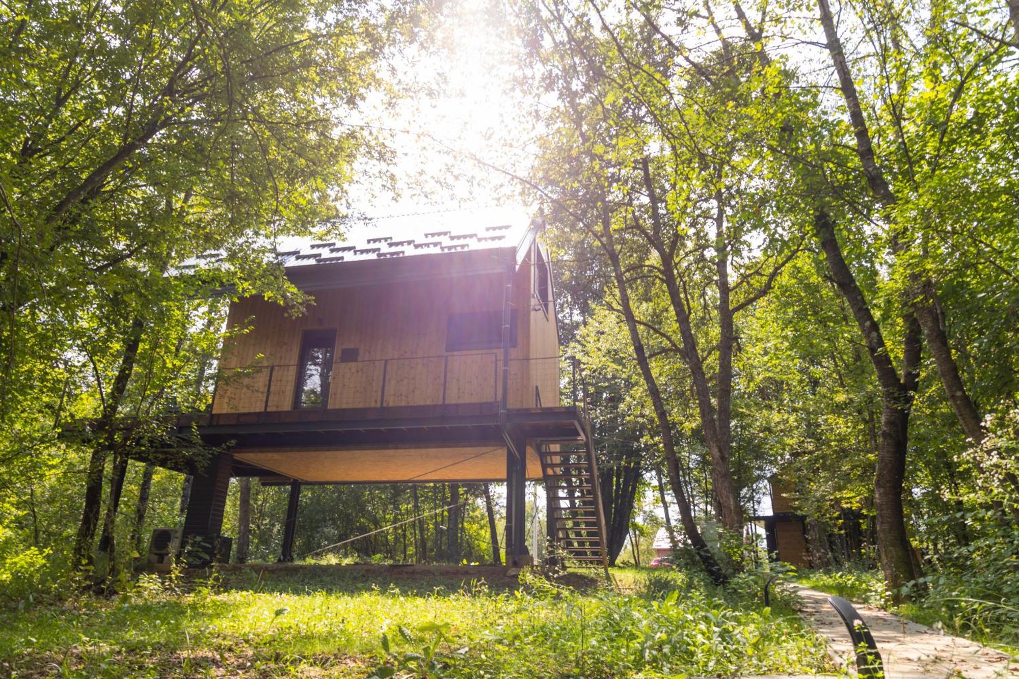 Appartement Tree Elements Treehouse Retreat à Slunj Extérieur photo